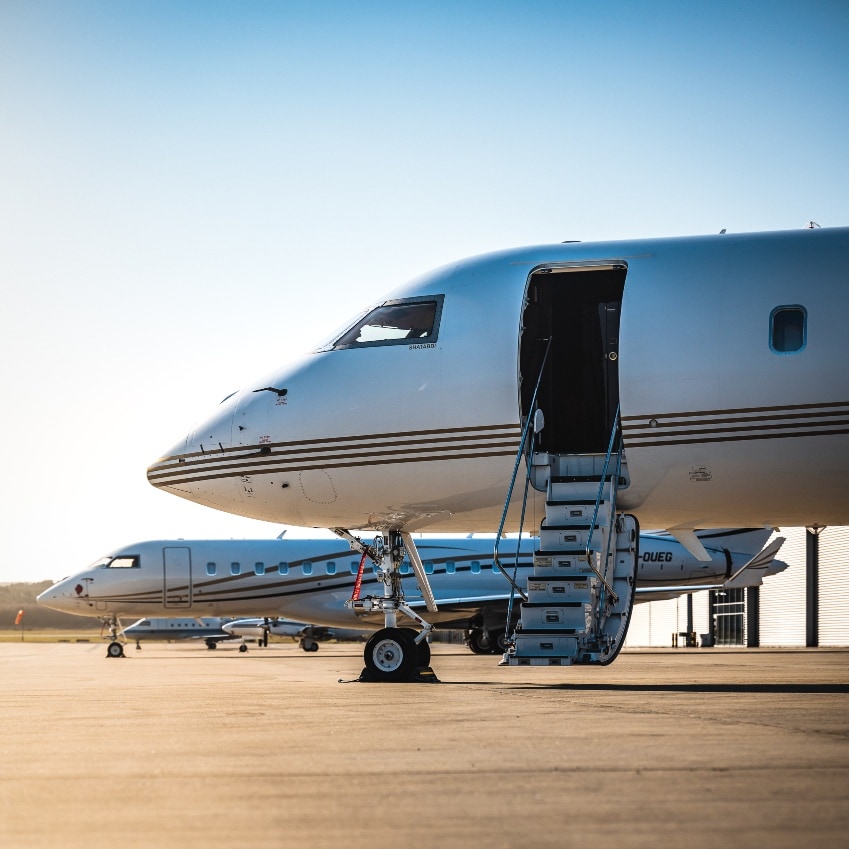 Secure And Efficient: Charter Private Jets For Government Officials